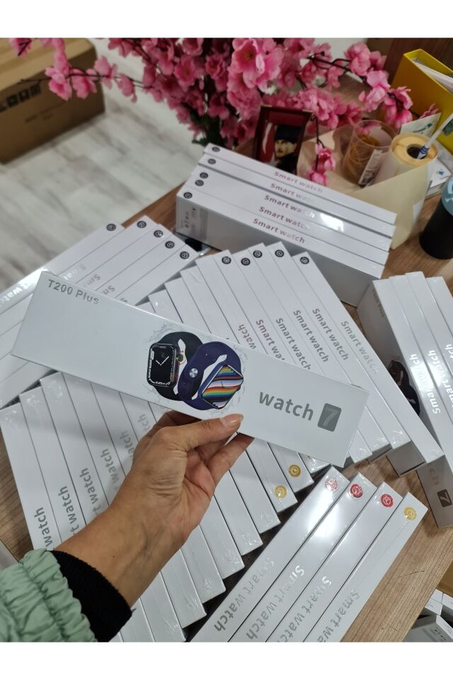 Watch 7 Uyumlu T200 Akıllı Saat Kablosuz Şarj Ve Konuşma Özellikli Iphone Android Uyumlu Smartwatch